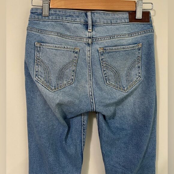 Hollister Ripped Raw Hem Low Rise Super Skinny Jeans - Picture 6 of 10